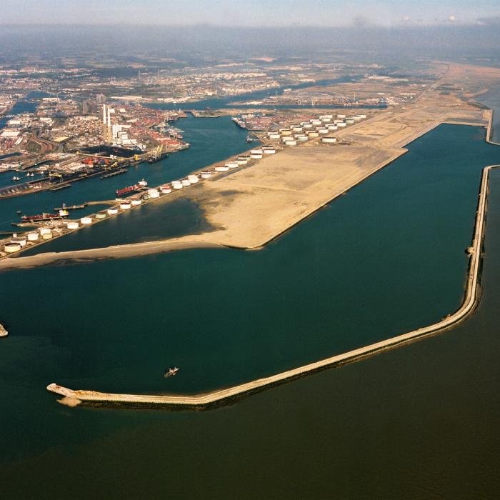 Overview of the port of Le Havre